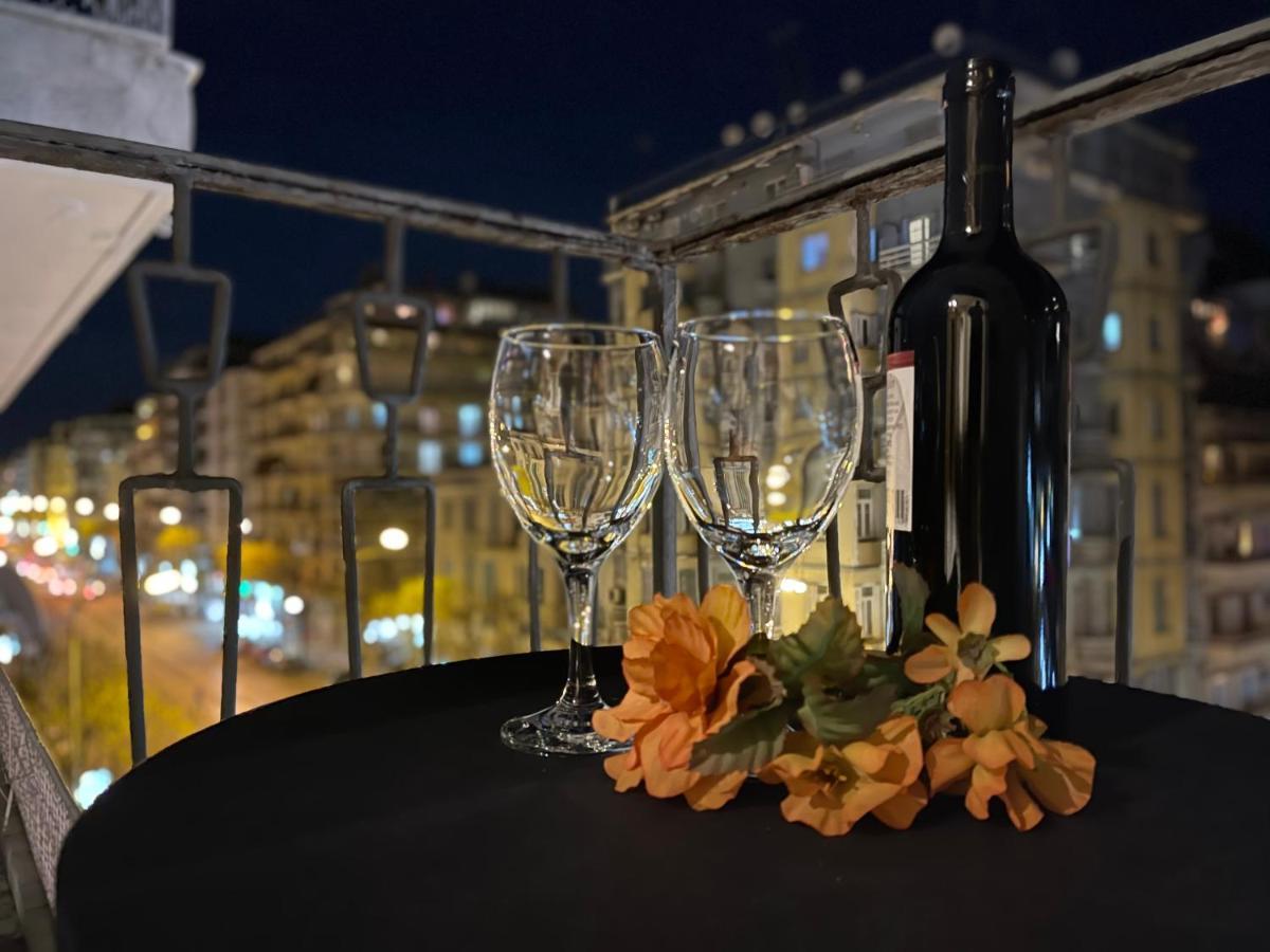 Apartment At The Heart Of テッサロニキ エクステリア 写真